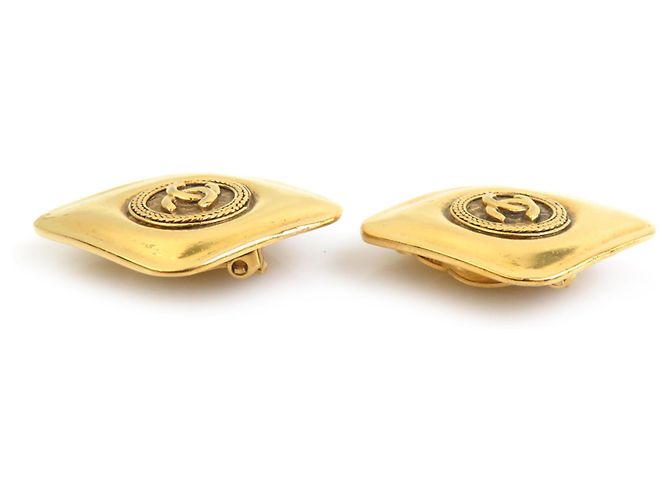 Orecchini a clip in metallo dorato Chanel D'oro - vista 2