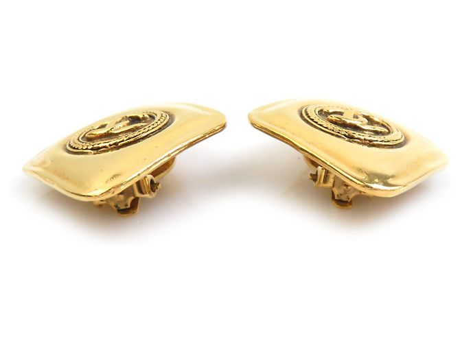 Orecchini a clip in metallo dorato Chanel D'oro - vista 3