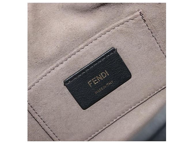 Fendi F is Fendi Camera in pelle piccola Blu navy - vista 6