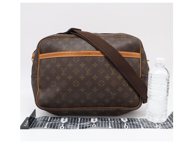 Bolso de Hombro Louis Vuitton Monogram Nile GM Castaño Beige Monograma - vista 3