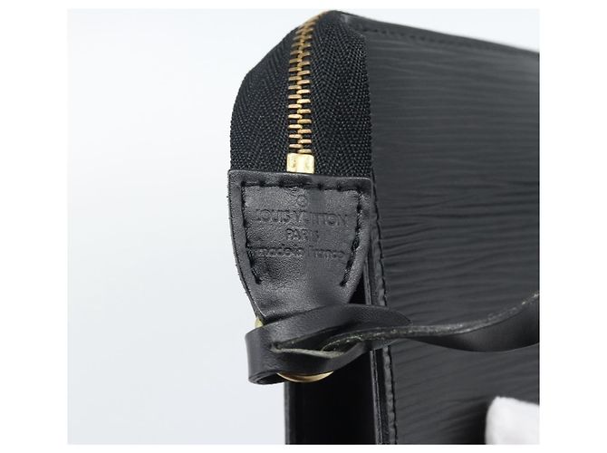 Louis Vuitton Pochette Accessoires Epi Medium Nero - vista 6