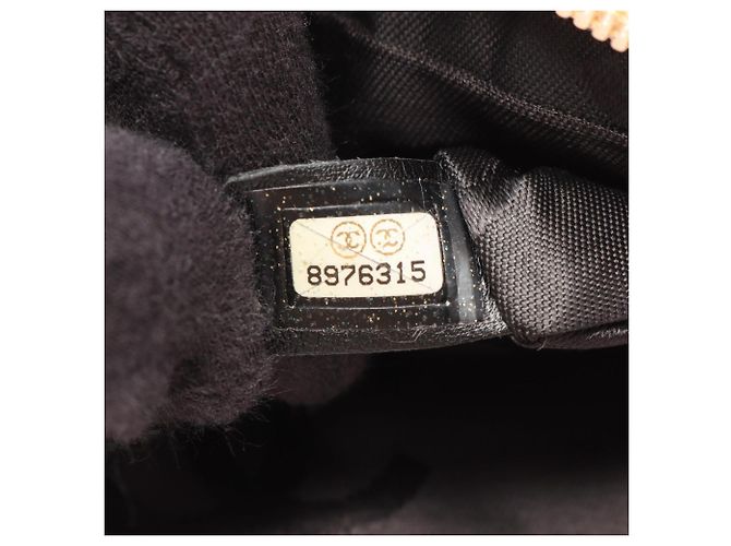 Borsa a tracolla Chanel Cambon Line Large Pochette Nero Beige - vista 5