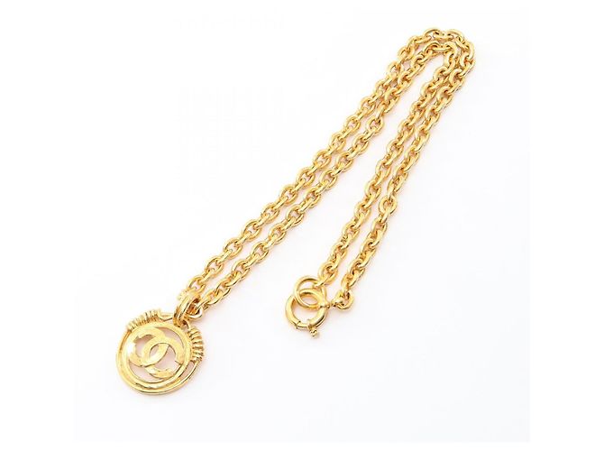 Collana Chanel Coco Mark Circle placcata in oro D'oro - vista 3