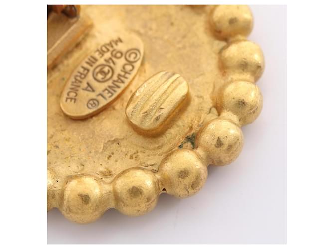 Orecchini a clip rotondi Chanel Coco Mark Nero D'oro - vista 6