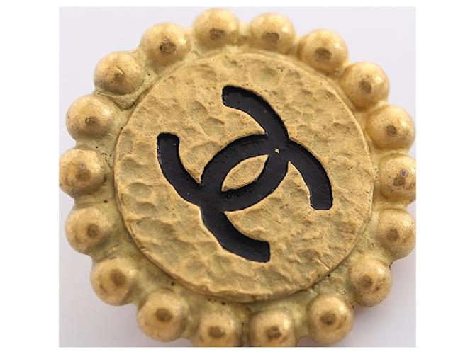 Orecchini a clip rotondi Chanel Coco Mark Nero D'oro - vista 8