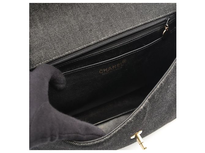 Chanel Coco Mark Handtasche aus schwarzem Denim - Ansicht 7