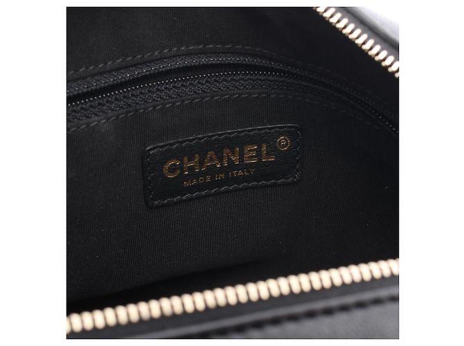 Piccola borsa a tracolla Chanel Chevron V-stitch Nero - vista 4