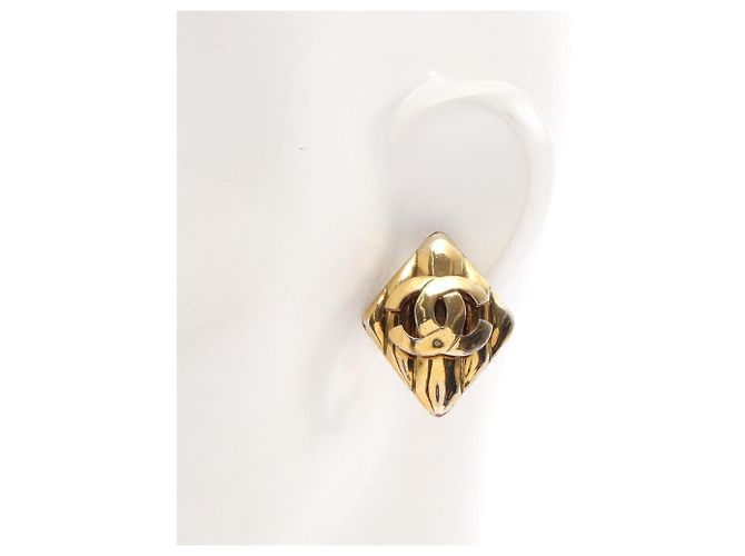 Orecchini a clip Chanel Coco Mark placcati oro D'oro - vista 4