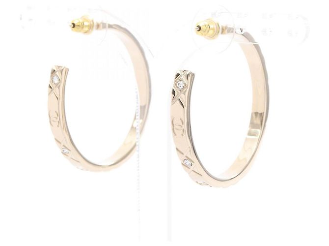 Orecchini a cerchio Chanel Coco Mark placcati oro D'oro - vista 3