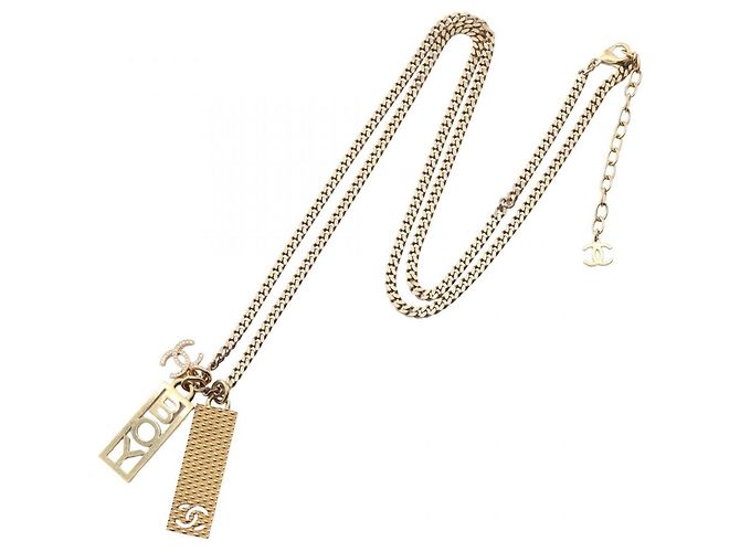 Collar con placa Chanel Coco Mark Dorado - vista 3