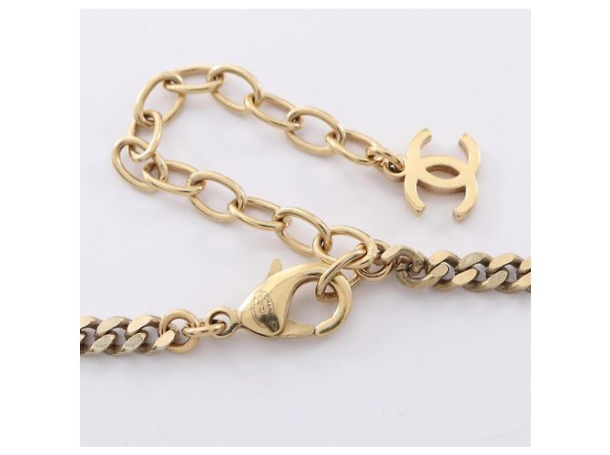 Collar con placa Chanel Coco Mark Dorado - vista 4