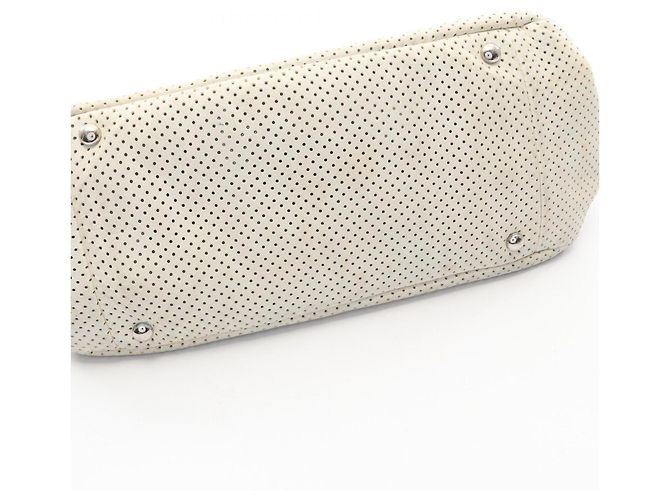 Borsa a Spalla Chanel 2.55 Perforated Bianco - vista 12