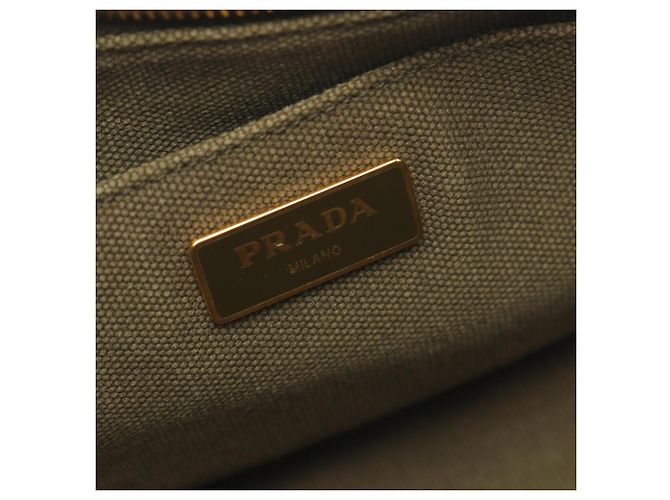 Prada Canapa Tote Bag aus Khaki-Canvas - Ansicht 4