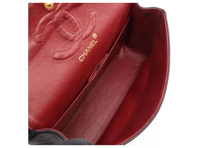 Borsa a tracolla Chanel Matelassé Double Flap Nero - vista 3