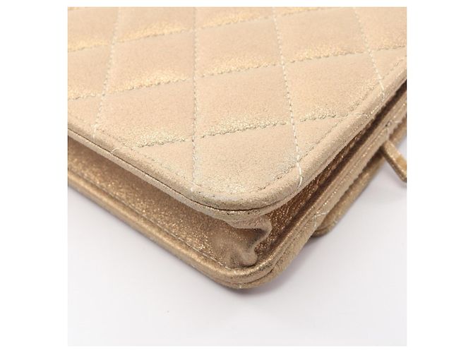 Borsa a Spalla Chanel Matelassé in Pelle Oro D'oro - vista 9