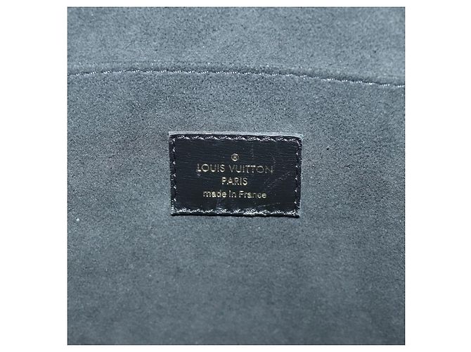 LOUIS VUITTON Monogram Jaguar On The Go GM Bag Black M57207 LV Auth 186669SAM Noir - vue 16