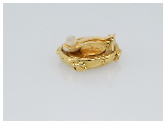 Orecchini CHANEL Metallo Tonalità Oro CC Auth 189402M - vista 4