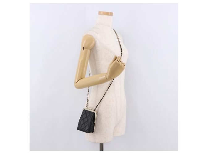 CHANEL Matelasse Chain Shoulder Bag Lamb Skin Black Gold CC Auth 191542SM Nero D'oro - vista 22