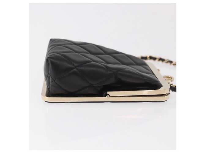 CHANEL Matelasse Chain Shoulder Bag Lamb Skin Black Gold CC Auth 191542SM Nero D'oro - vista 4