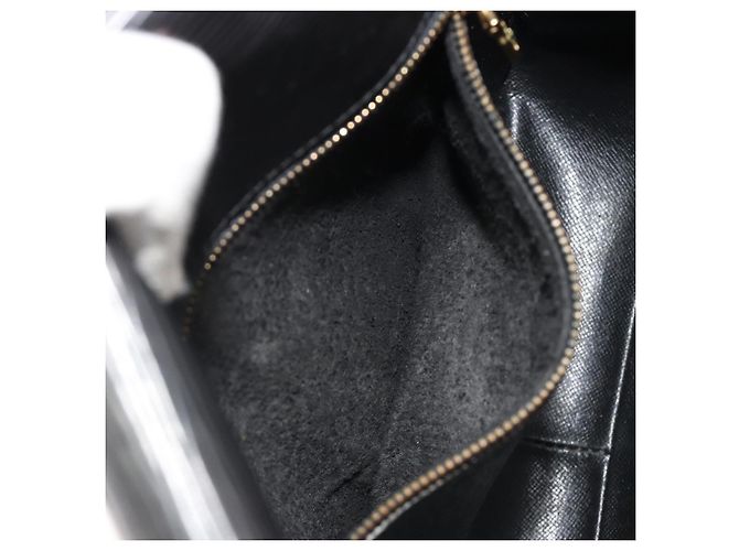 Borsa a Spalla LOUIS VUITTON Epi Saint Cloud GM Nera M52192 LV Auth BA13914 Nero - vista 23