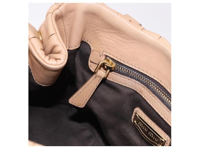 Borsa a mano Miu Miu Matelasse in pelle beige oro Auth 191692A D'oro - vista 20