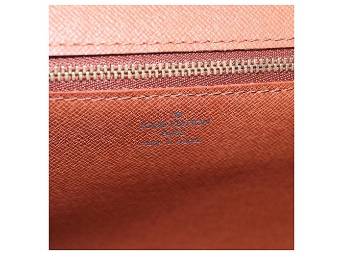 LOUIS VUITTON Monogram Bordeaux 27 Shoulder Bag M51797 LV Auth ar13998 Monogramma - vista 19
