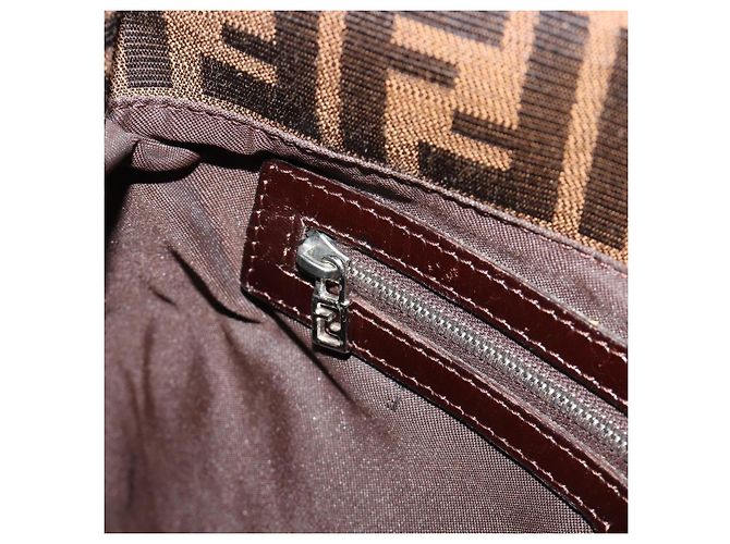 FENDI Zucca Canvas Mamma Baguette Borsa a Spalla Marrone Argento Auth BA13938V - vista 22