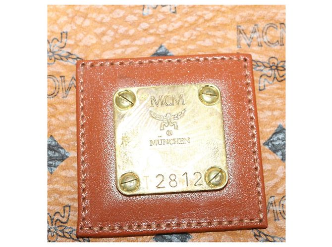 MCM Vicetos Logogram Funda para Ropa de Cuero Marrón Oro Auth BA13677V Castaño Dorado - vista 23