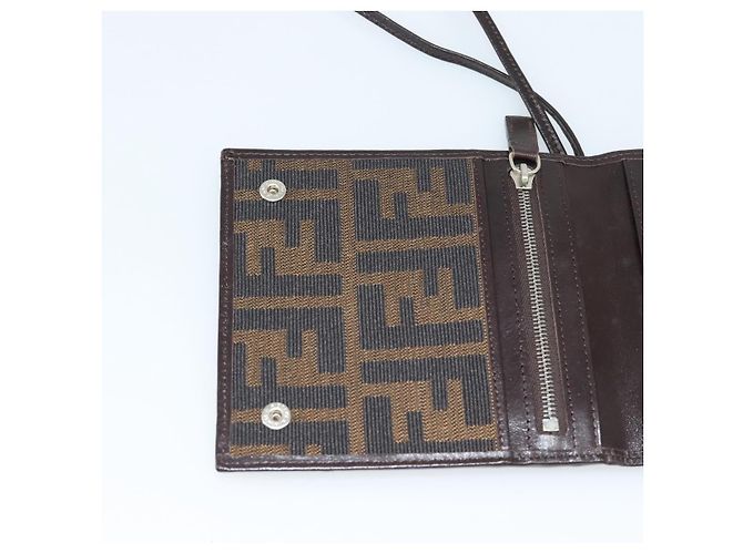 FENDI Zucca Canvas Shoulder Wallet Marrone Nero Auth 190683A - vista 17