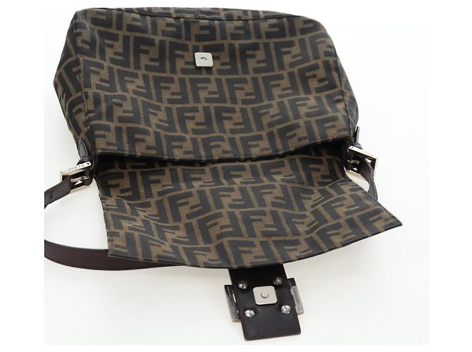 FENDI Zucca Canvas Mamma Baguette Tote Bag Marrone Nero Auth 190870SAV - vista 16