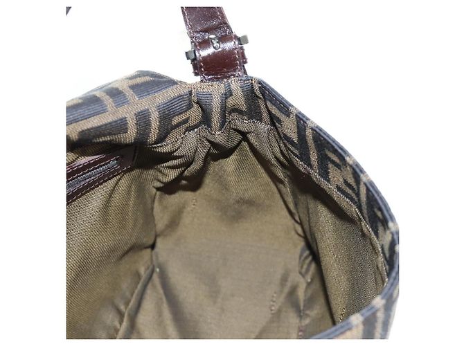 FENDI Zucca Canvas Mamma Baguette Tote Bag Marrone Nero Auth 190870SAV - vista 20