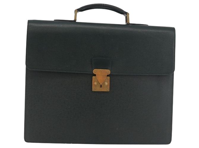 LOUIS VUITTON Taiga Robusto 2 Hand Bag Epicea M3104P LV Auth 188346 - vista 13