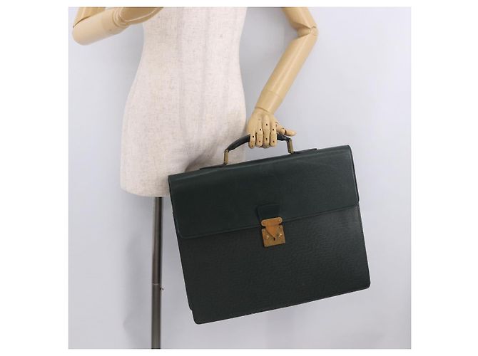LOUIS VUITTON Taiga Robusto 2 Hand Bag Epicea M3104P LV Auth 188346 - vista 27
