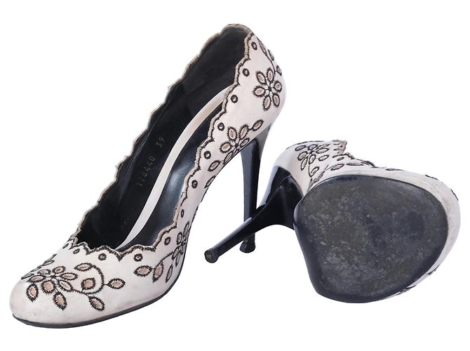 Décolleté Alexander Mcqueen in pelle con intagli floreali Bianco - vista 8