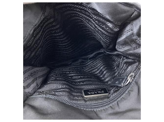 Borsa a tracolla in nylon nero Prada - vista 5