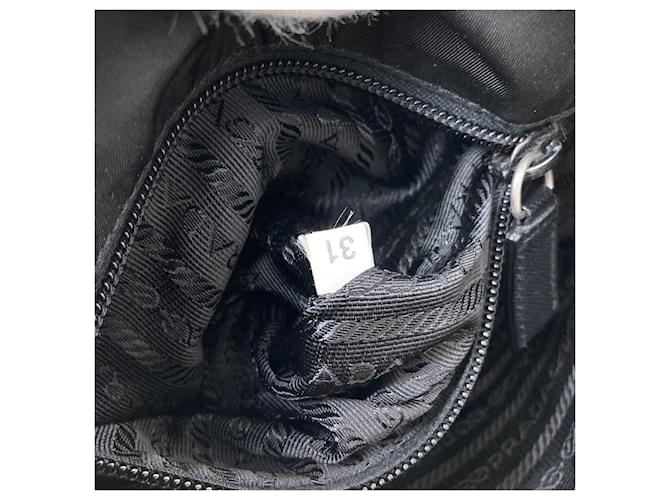 Borsa a tracolla in nylon nero Prada - vista 9