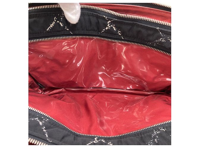 Borsa a mano in nylon Chanel Travel Line Nero - vista 6