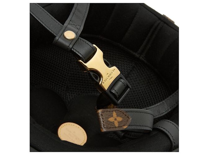 Louis Vuitton Casque Vélo et Ski Logo PM Beige Taille S Monogramme - vue 5
