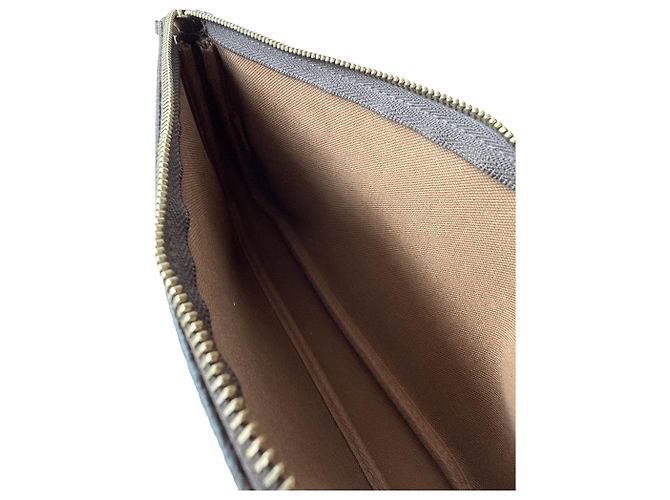 Louis Vuitton Pochette Dorado - vista 6