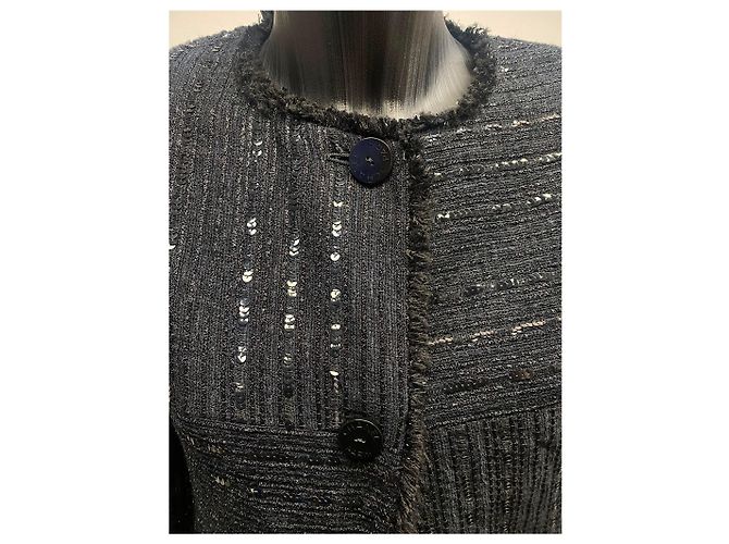 Timeless Chanel Black Sequins Tweed Jacket - Size 38 (Cruise Collection - 2000) - view 3