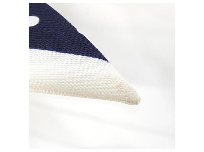 Scrunchie in seta Chanel AA9828 Bianco Blu navy - vista 2
