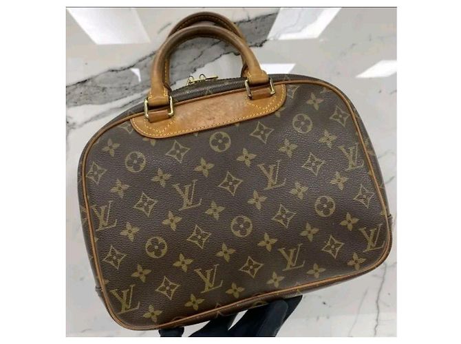 Louis Vuitton Borsa Trouville Monogram Marrone - vista 2