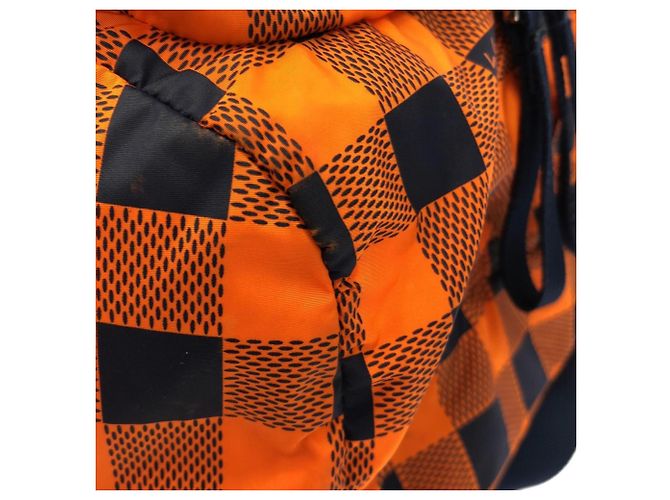 Zaino Louis Vuitton Damier Aventure Light Pack Arancione - vista 3