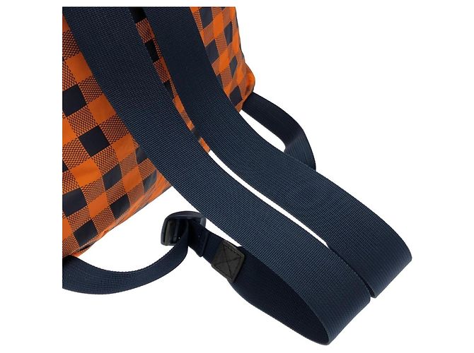 Zaino Louis Vuitton Damier Aventure Light Pack Arancione - vista 7