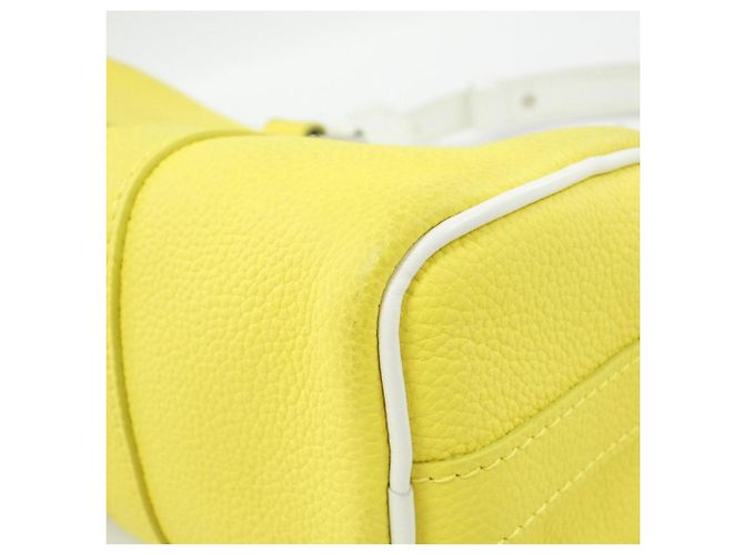 Borsa Boston Louis Vuitton Everyday LV Keepall XS Giallo - vista 3