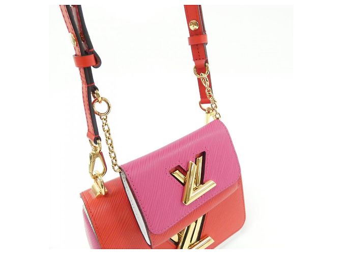 Borsa a tracolla Louis Vuitton Epi Twist PM Marrone Rosso - vista 5