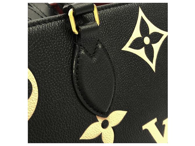 Borsa Louis Vuitton Bicolor Monogram Empreinte OnTheGo MM Nero Beige - vista 3