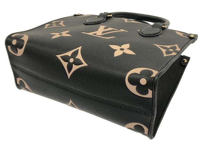 Borsa Louis Vuitton Bicolor Monogram Empreinte OnTheGo PM Nero Beige - vista 3