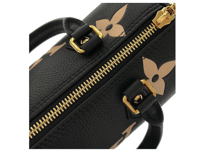Borsa a Spalla Louis Vuitton Bicolor Monogram Empreinte Papillon BB Nero Beige - vista 4