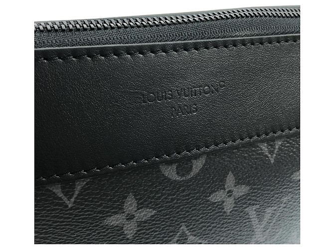 Louis Vuitton Monogram Eclipse Pochette Voyage Souple Nero - vista 4